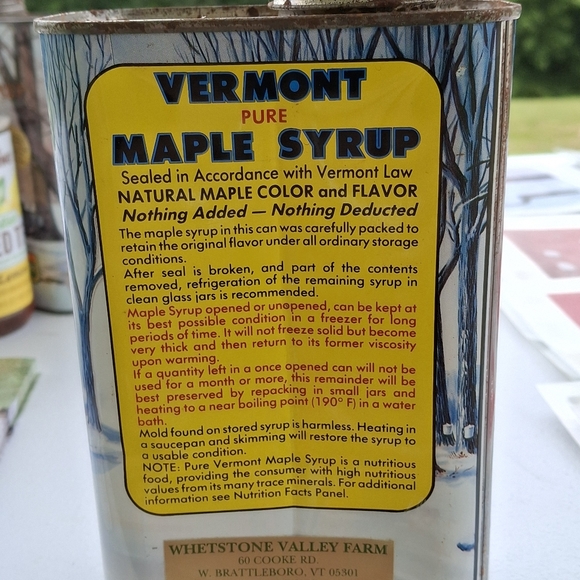 Vintage Vermont Maple Syrup Can - Picture 2 of 2